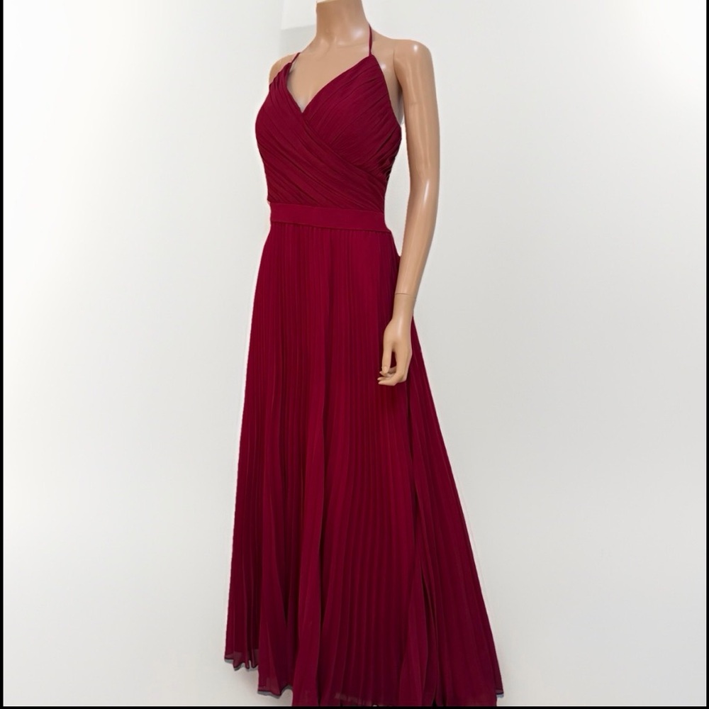 Camille La Vie Deep Red Pleated Maxi Dress Halter Size 16